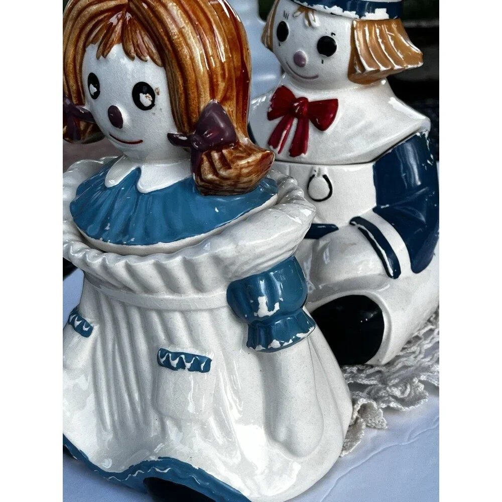 Royal adorable vintage
